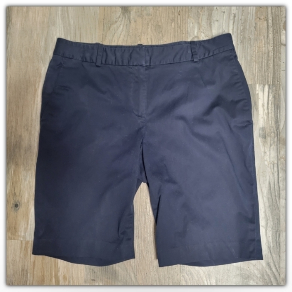 Brooks Brothers walking shorts size 6P